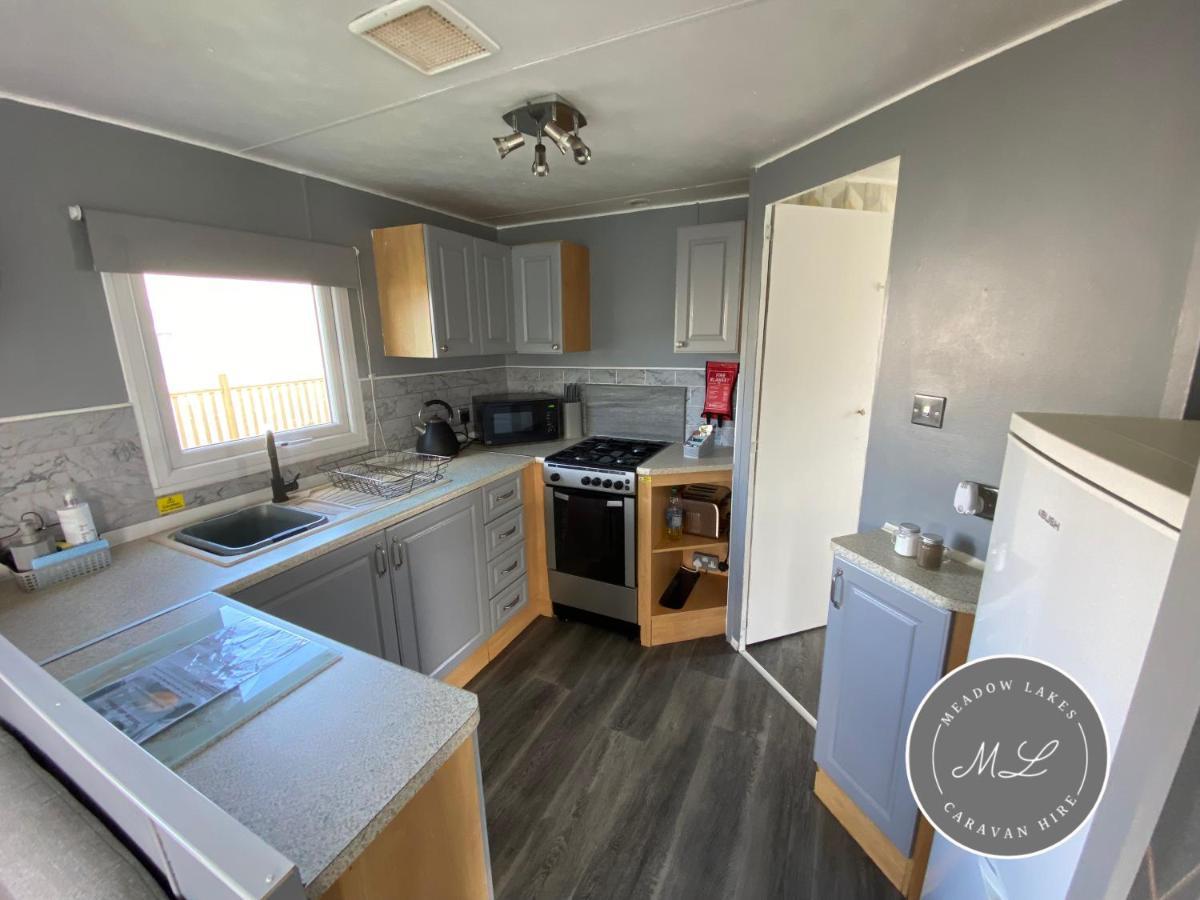 Promenade 566, Direct Beach Access, Close To Fantasy Island, Wifi, Pet Friendly - Meadow Lakes Caravan & Lodge Hire Skegness Buitenkant foto